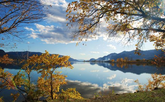 RS5215_OSOYOOS FALL PHOTOS HR 025-lpr Watermark Beach Resort